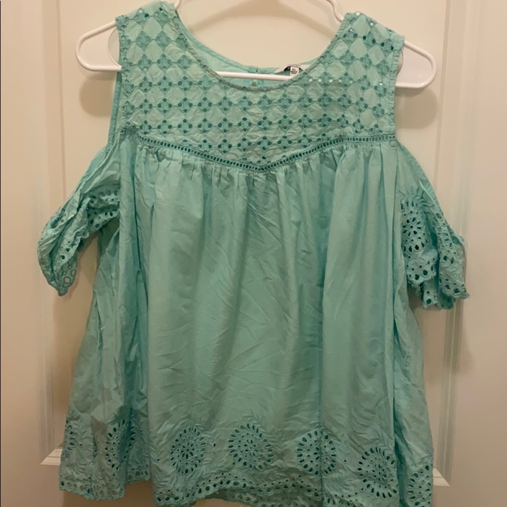 Crown and ivy summer top